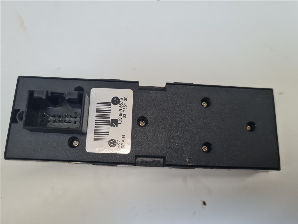 Volkswagen Golf IV bal első ablakemelő kapcsoló (3 ajtóshoz) (24766, 24767) 1j3959857b 7. kép