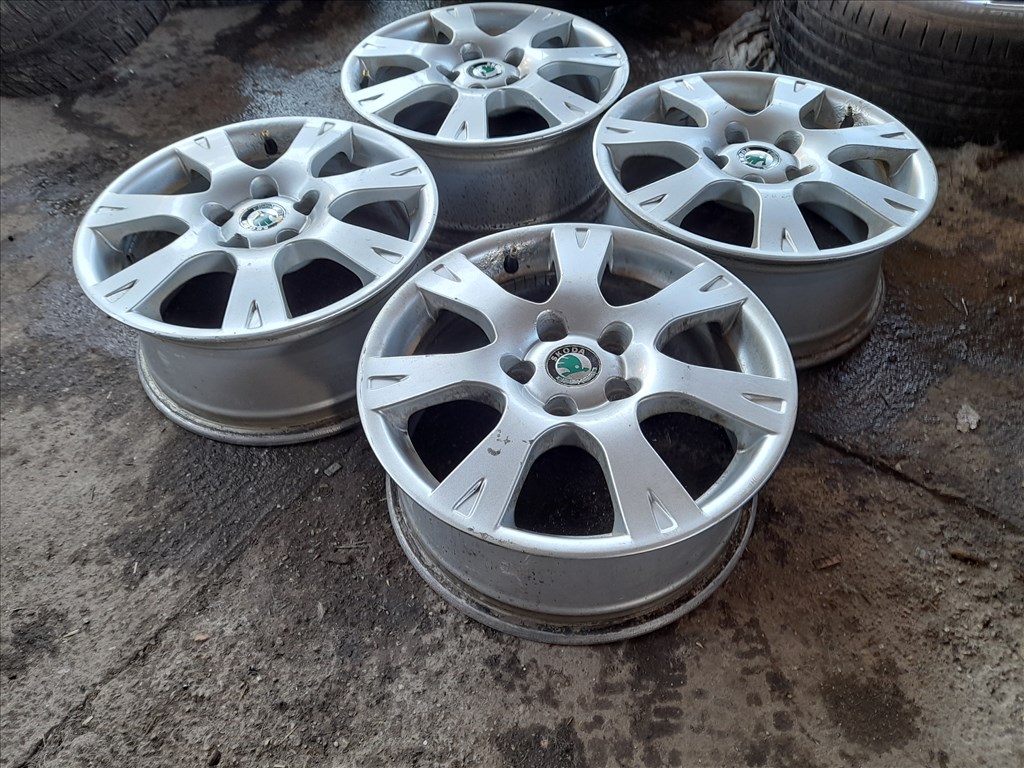  5x112 lyukosztású 6,5JJ 16" használt (gyári felni) alufelni 1. kép
