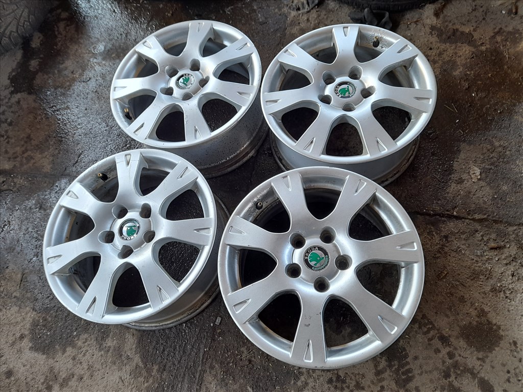  5x112 lyukosztású 6,5JJ 16" használt (gyári felni) alufelni 5. kép