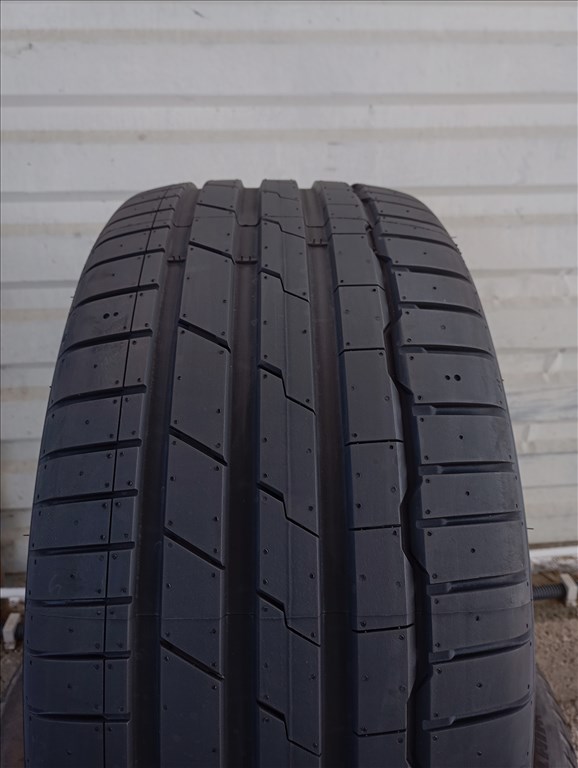  2 db új Hankook Ventus S1 evo3 K127 275/40 R18 103Y XL nyárigumi 2. kép