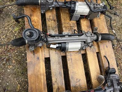 Volkswagen Golf Plus, Volkswagen Golf V, Audi A3 (8P), Volkswagen Passat B6, kormánymű  1k1423051cl