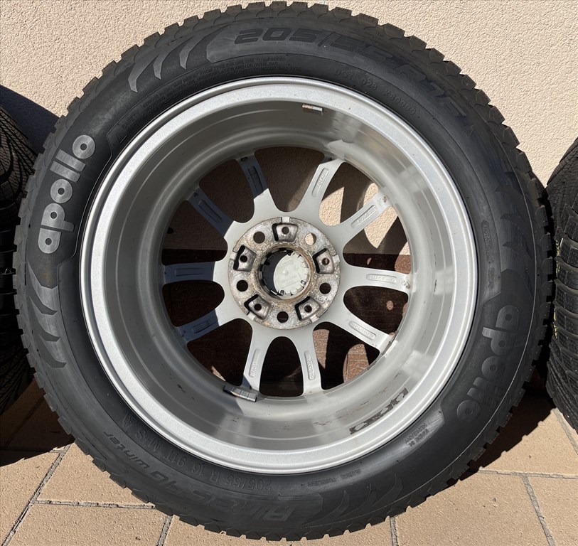 BMW OEM F20 360-as stílusú felnik egy téli 8mm-es gumikkal 4. kép