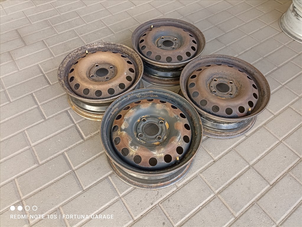  4x100 14" Nissan Micra használt lemezfelni garnitúra (648) 2. kép