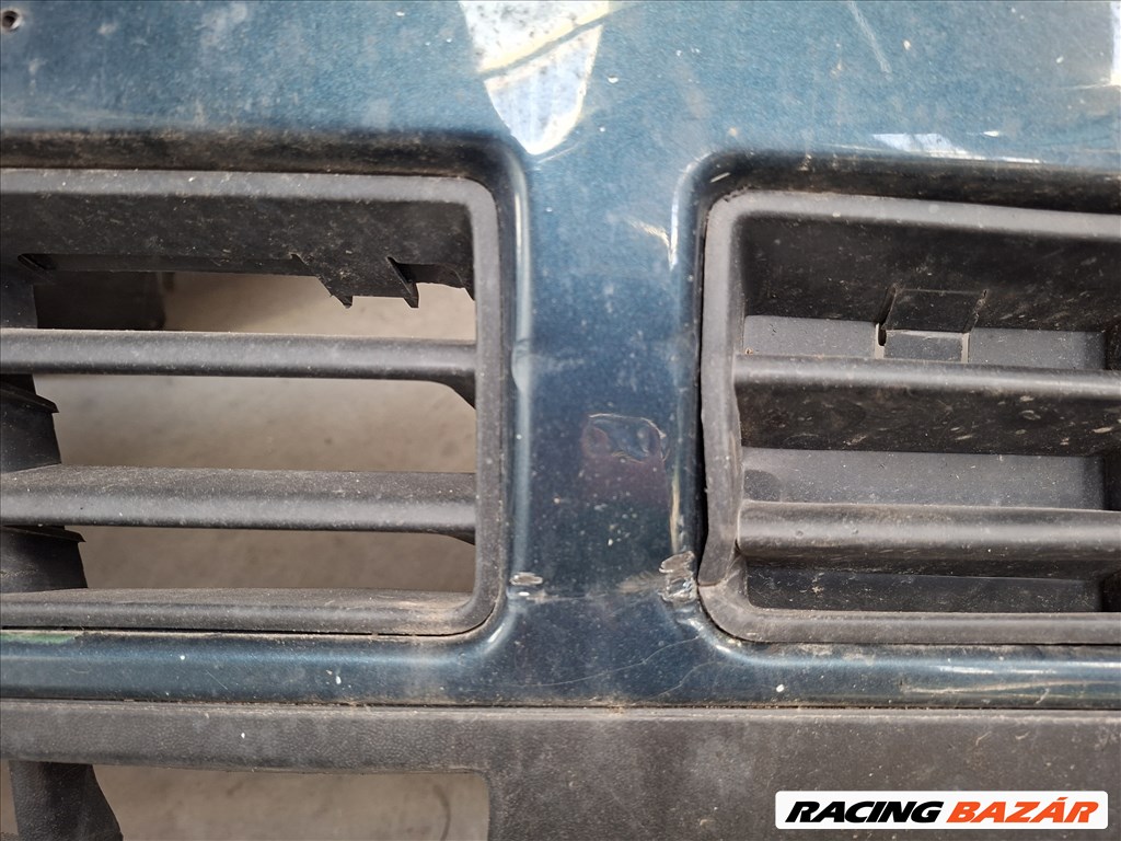 Volkswagen Golf IV első lökhárító LC6X (26083) 6. kép