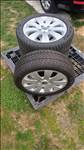 Skoda gyári alufelni. 5x112 6J/R17, 57,1.  205/50 R17 Triangle téli gumival