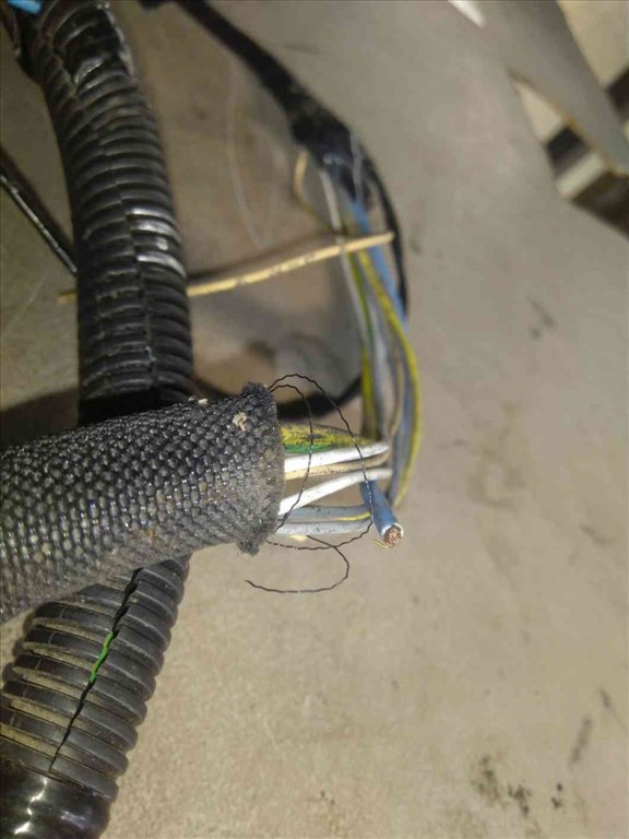 Citroen C3 Csomagtérajtó Kábelköteg 9647595280 6. kép