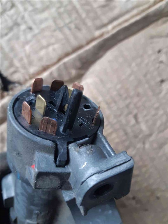 Seat Alhambra II Gyújtáskapcsoló 4 B0 905 851B 3. kép