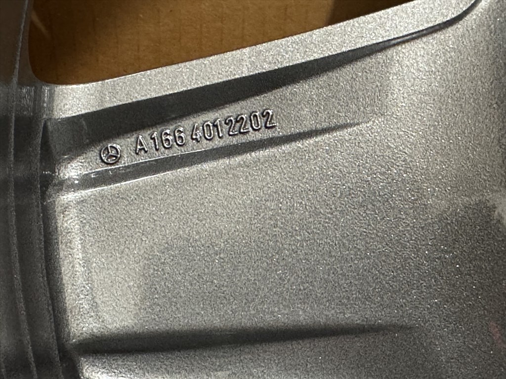 R20 original Mercedes 9J ET41 - A166 401 2202 / 1664012202 1db felni alufelni 5. kép