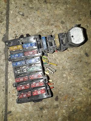 Suzuki Vitara Biztosítéktábla / Relé Tábla