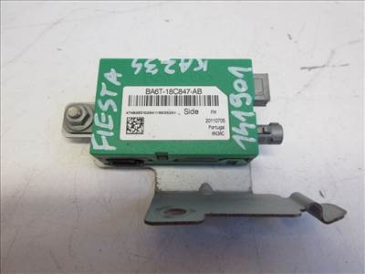Ford Fiesta  antennaerősítő (antenna erősítő) BA6T18C847AB