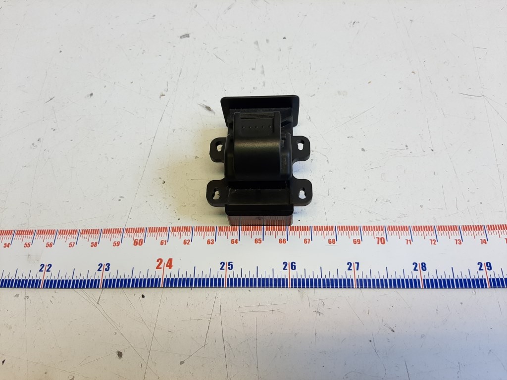 Honda Jazz (GD) jobb hátsó ablakemelõ kapcsoló 1. kép