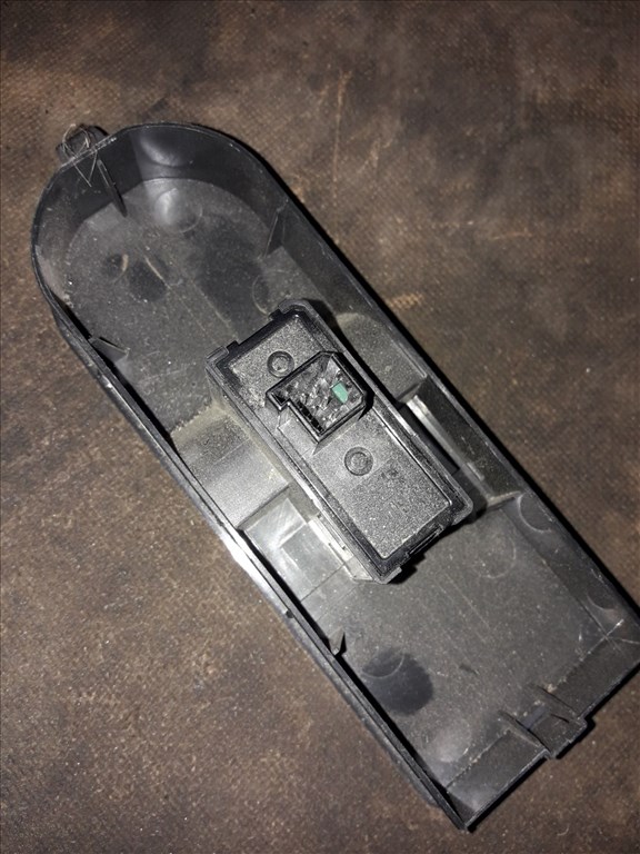 Opel Astra H Jobb Elsõ Ablakemelõ Kapcsoló 13228709 2. kép
