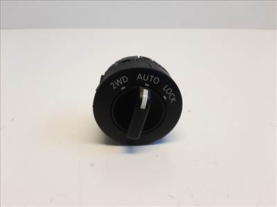 Nissan X-trail (T30) összkerékhajtás kapcsoló