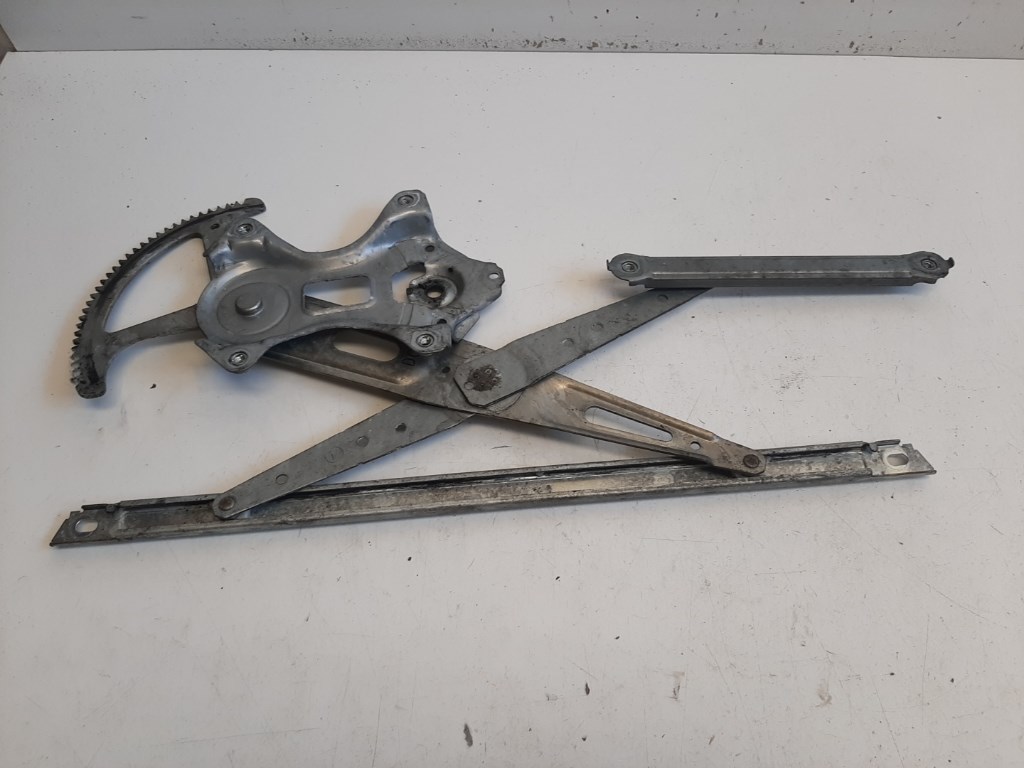 Toyota Rav 4 (XA40) bal elsõ Ablakemelõ szerkezet elektromos 2. kép