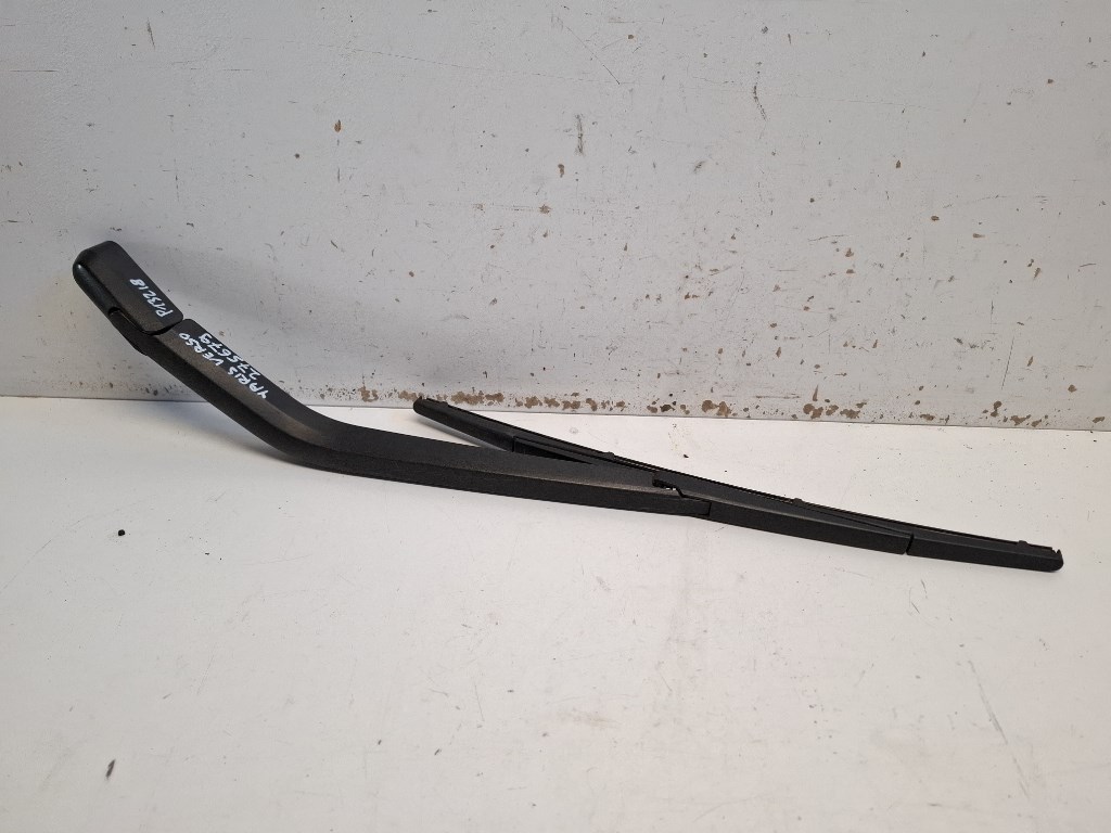 Toyota Yaris Verso hátsó ablaktörlõ kar 1. kép