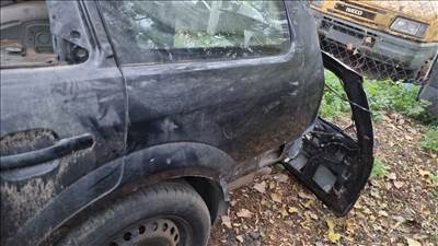 Ford Mondeo mk3 kombi bal hátsó karosszéria negyed