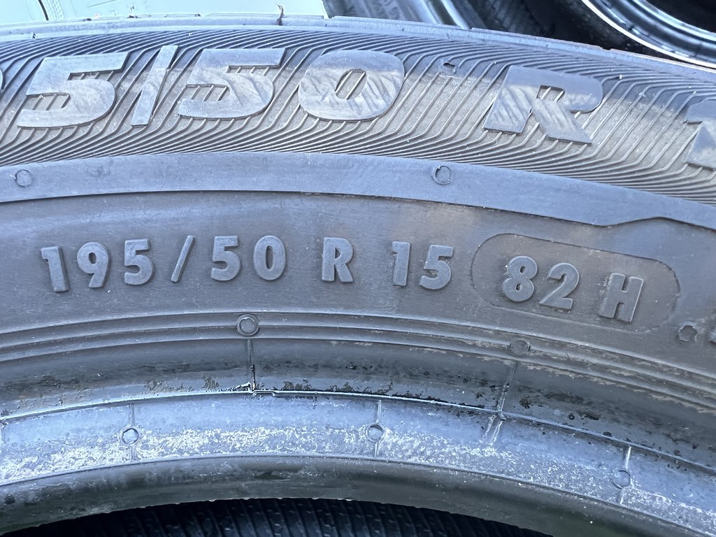 195/50 R15 Semperit Speed life 2 nyári gumi 5,5-6mm 6. kép