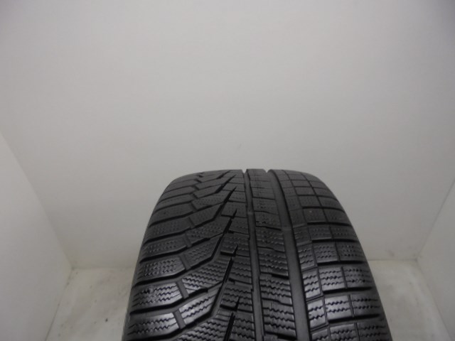 Hankook W320A Winter Icept Evo2 255/45 R20  1. kép