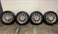 4x114.3 lyukosztású 15" újszerű Dezent alufelni, rajta 195/60 használt Nokian nyári gumi gumi