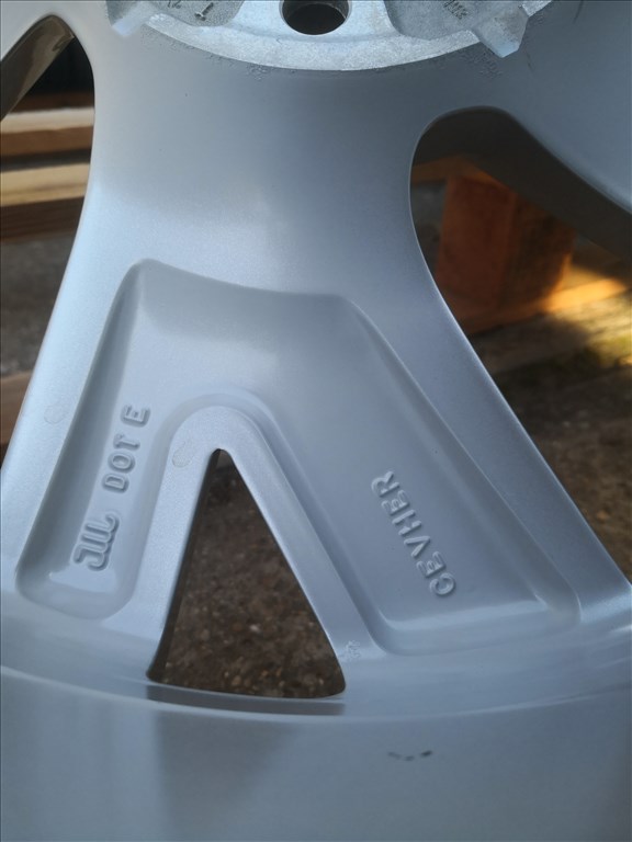 Volkswagen 18-as gyári alukerék 5x112  5. kép