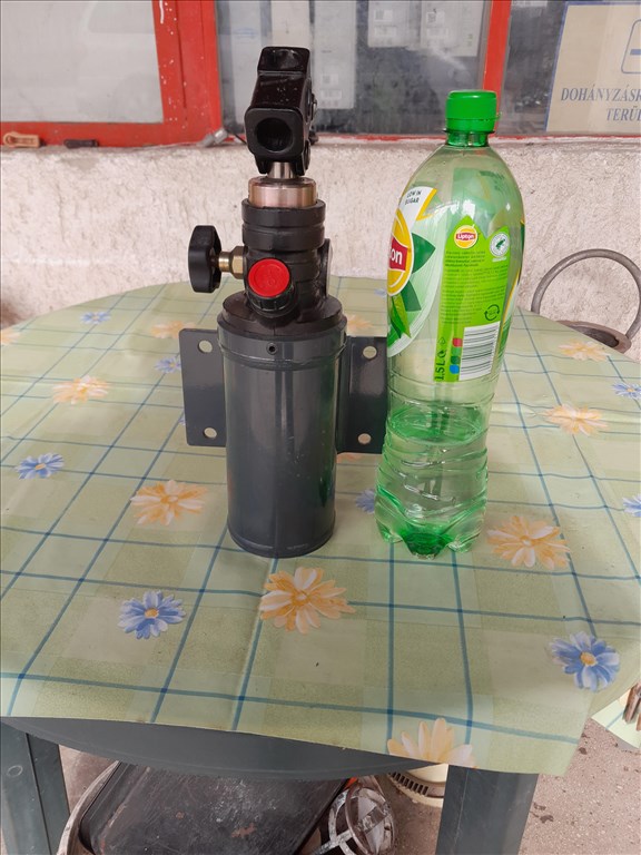 Hidraulikus kézi pumpa eladó.  8. kép