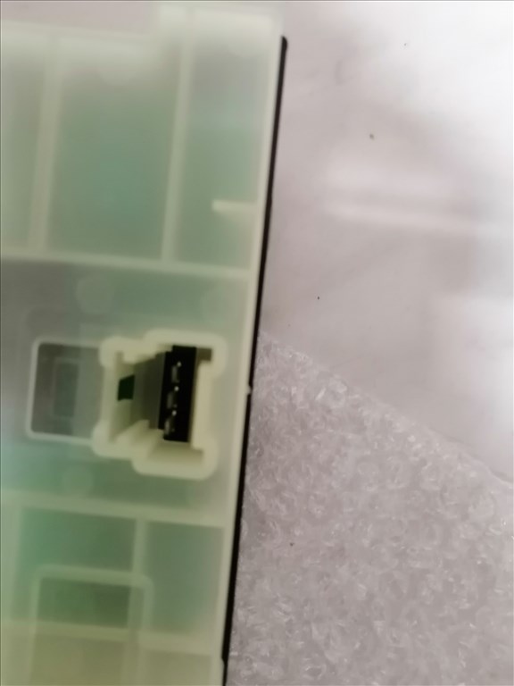 Nissan X-Trail (T30) Bal első Ablakemelő Kapcsoló  25401vj560 254018h701 5. kép