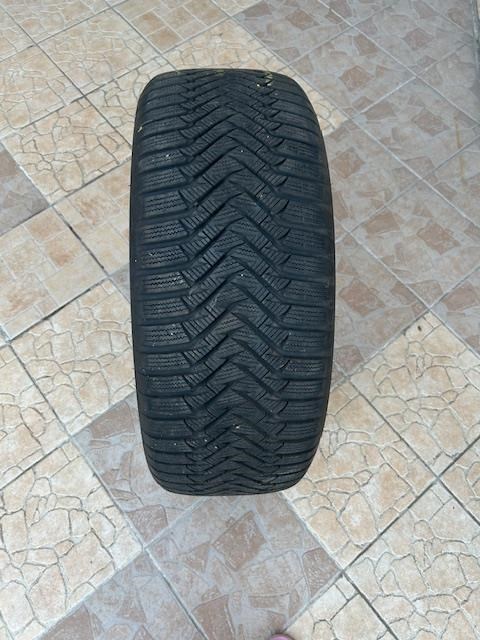  255/5520" újszerű Laufenn téli gumi gumi 1. kép