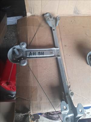 Opel astra h bal hátsó ablakemelő 