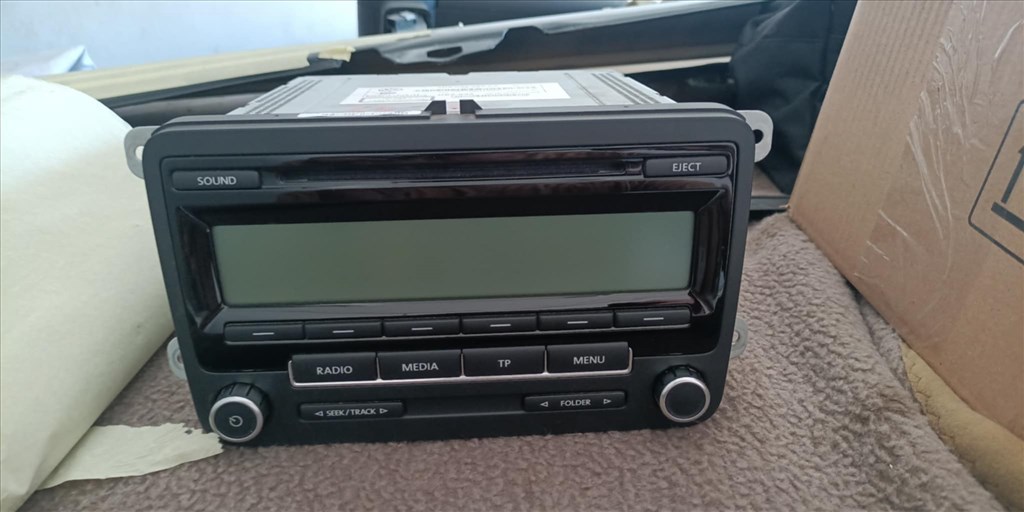 VW GOLF  6   GYÁRI FEJ EGYSÉG ELADÓ 1. kép