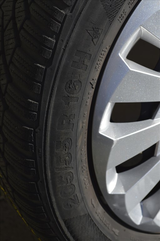 Skoda VW Seat Audi GYÁRI LEMEZFELNI 16" felni 205/55R16 Continental téli gumi R16 téligumi kerék 4. kép