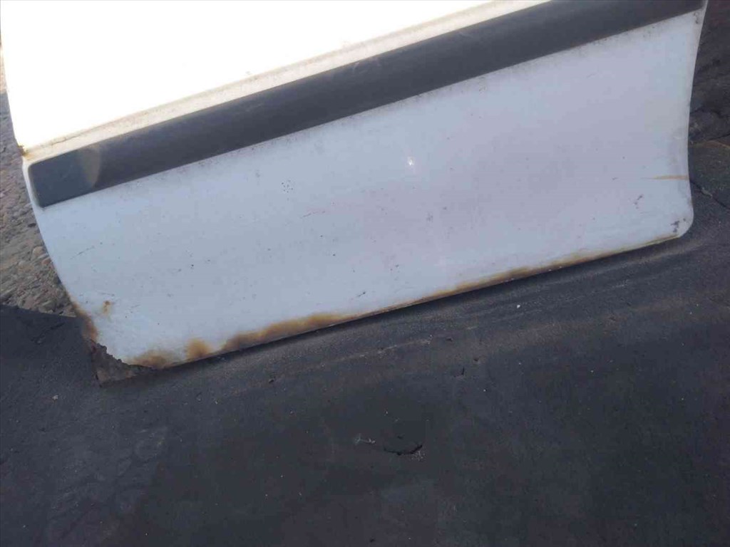 Suzuki Swift II 92-03 Bal Hátsó Ajtó 2. kép