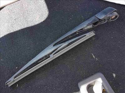 Suzuki Swift III 04-10 Hátsó Ablaktörlő Kar