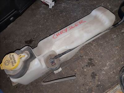 Chrysler PT Cruiser Ablakmosó Tartály  Ablakmosó Szivattyú 05288698AF