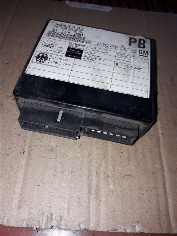 Opel Frontera A Központizár Vezérlõ 91 154 390 1. kép