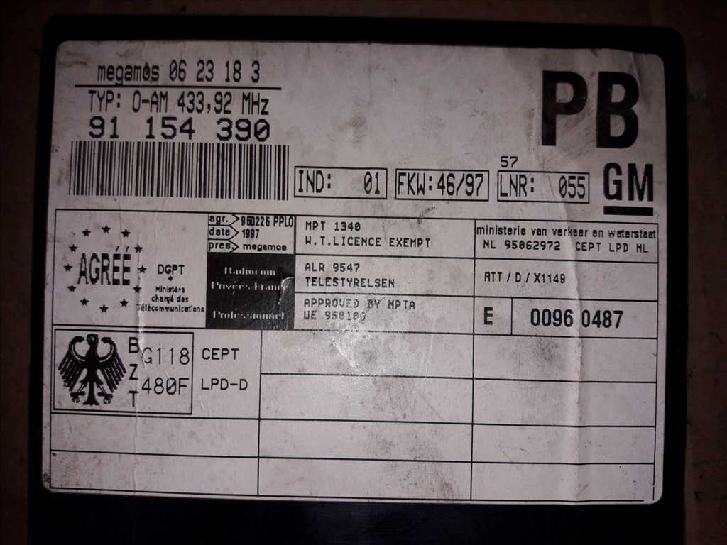 Opel Frontera A Központizár Vezérlõ 91 154 390 2. kép