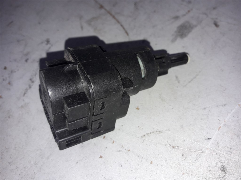 Skoda Fabia 06- Féklámpa Kapcsoló 6Q0 945 511 1. kép