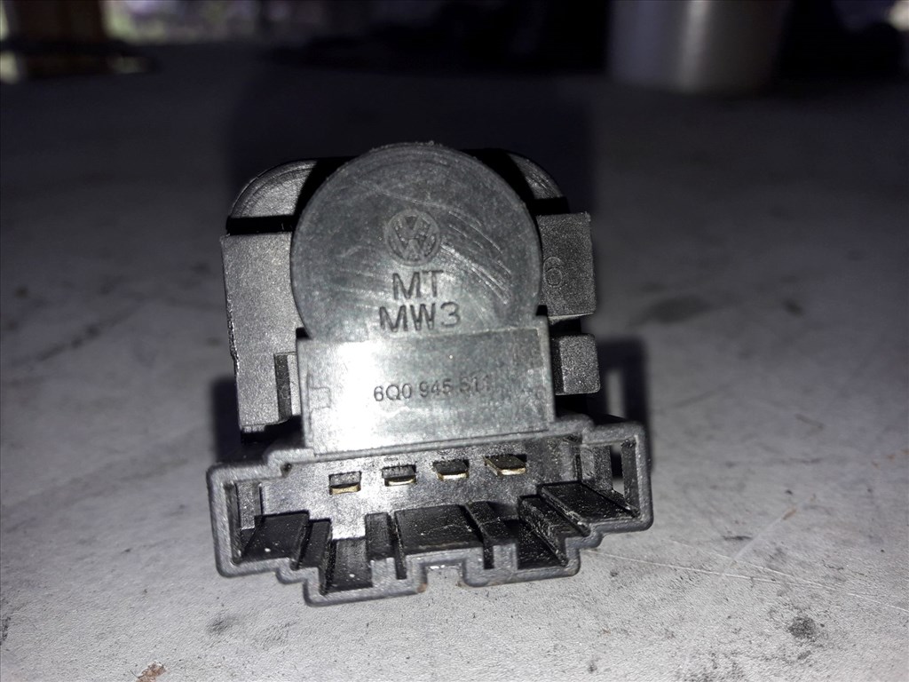 Skoda Fabia 06- Féklámpa Kapcsoló 6Q0 945 511 2. kép