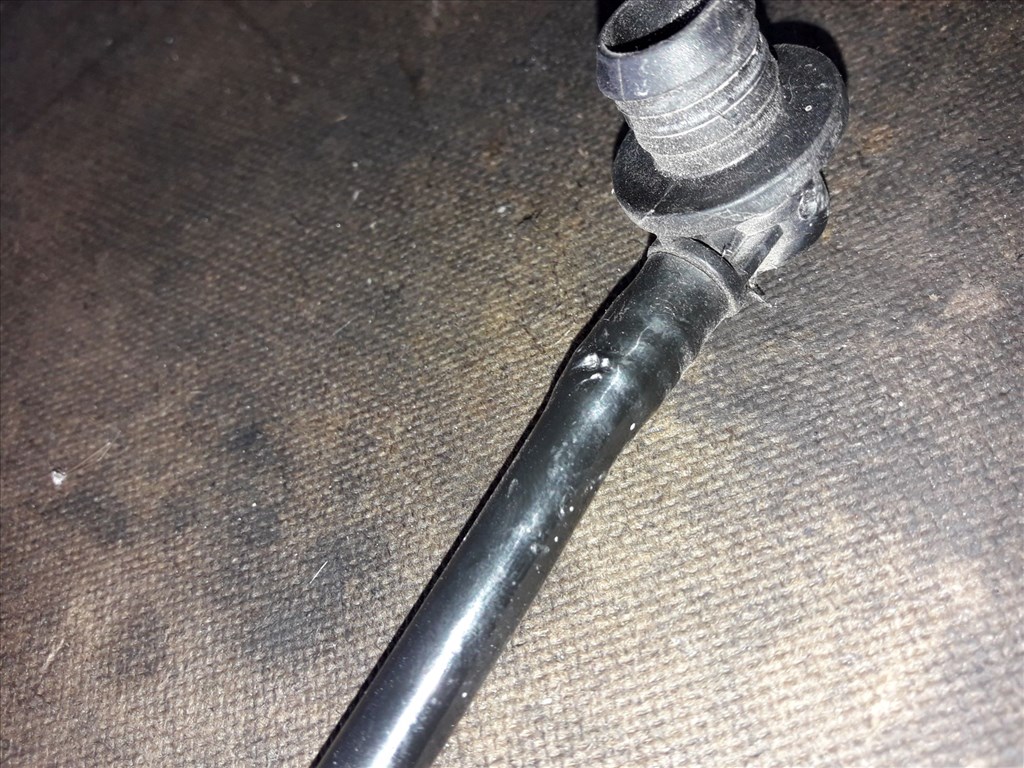 Opel Astra H Vákumcsõ 3. kép