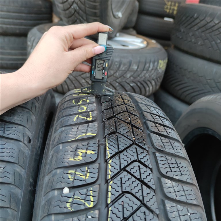  205/55 R17 Pirelli téli gumi 21000ft a 2db/224/ 2. kép