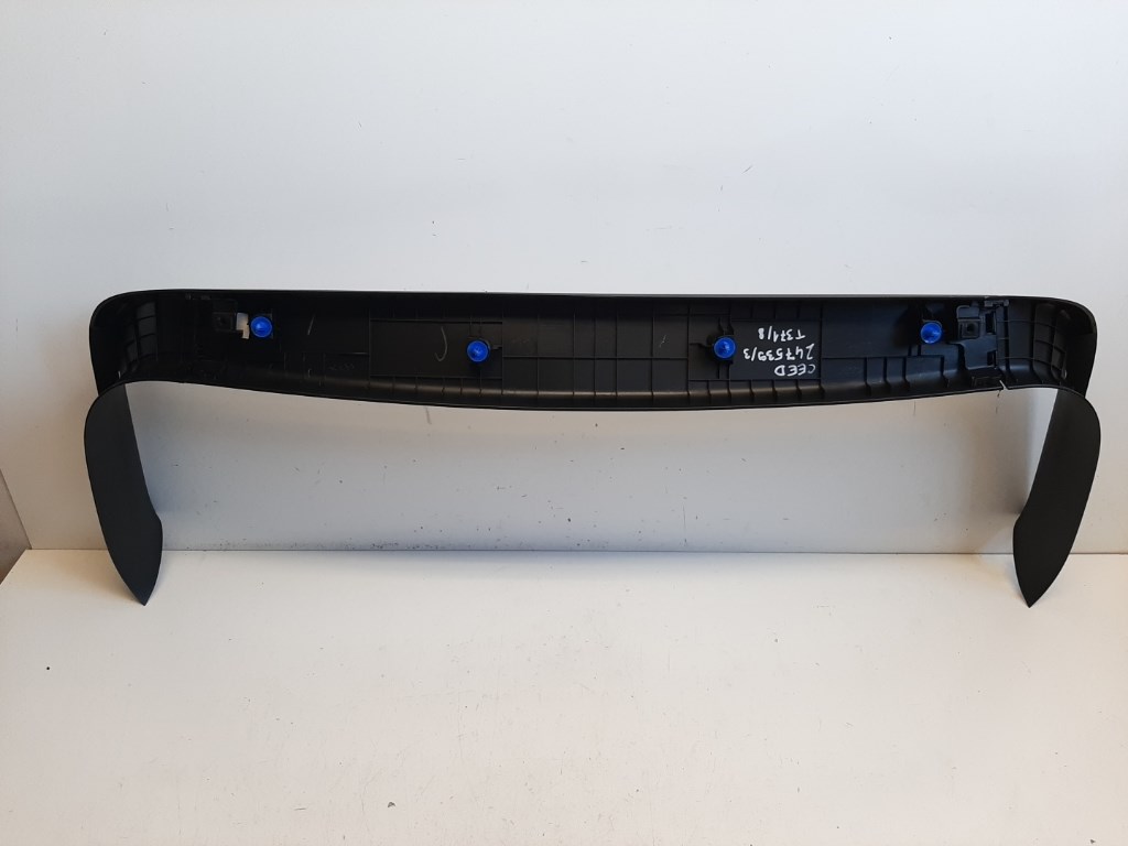 Kia Ceed kombi felsõ csomagtérajtó kárpit 81761J7200 2. kép