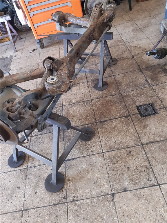 Audi A4 B7 Hátsó Híd Tárcsafékes 5. kép