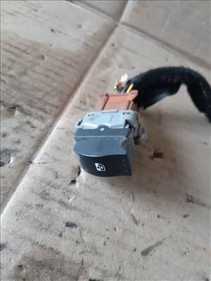 Renault Master 03-10 Ablakemelő Kapcsoló