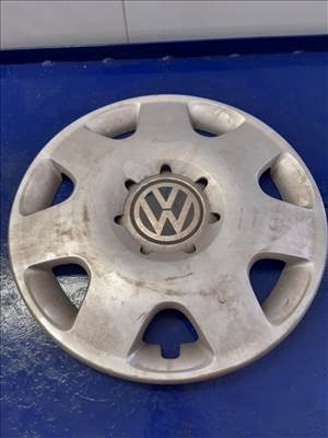 Volkswagen Polo 9N Dísztárcsa 6Q0 601 147 M