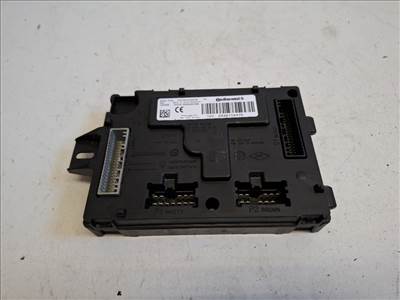 Renault Clio  bcm modul 284B10447R A2C92226608