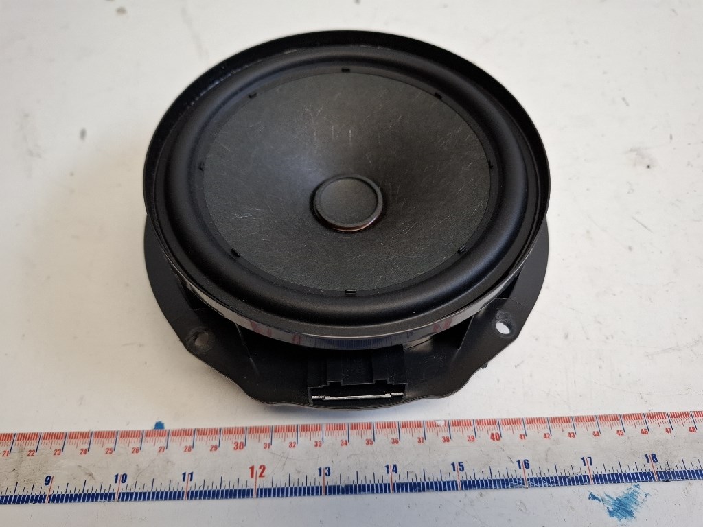 Seat Arona jobb hátsó hangszóró 2GA035710 1. kép