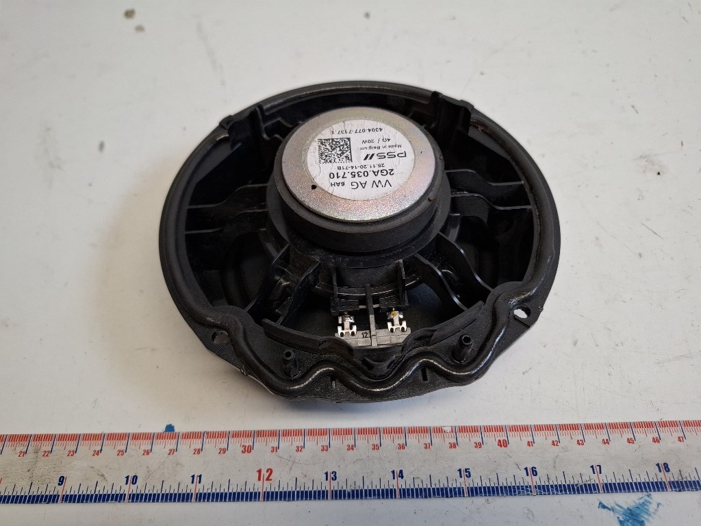 Seat Arona jobb hátsó hangszóró 2GA035710 2. kép