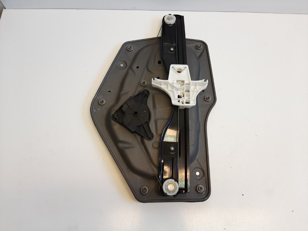 Skoda SUPERB 5 ajtós bal hátsó Ablakemelõ szerkezet elektromos 3T5839401 2. kép