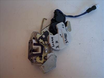 Suzuki Liana kombi jobb hátsó ajtózár