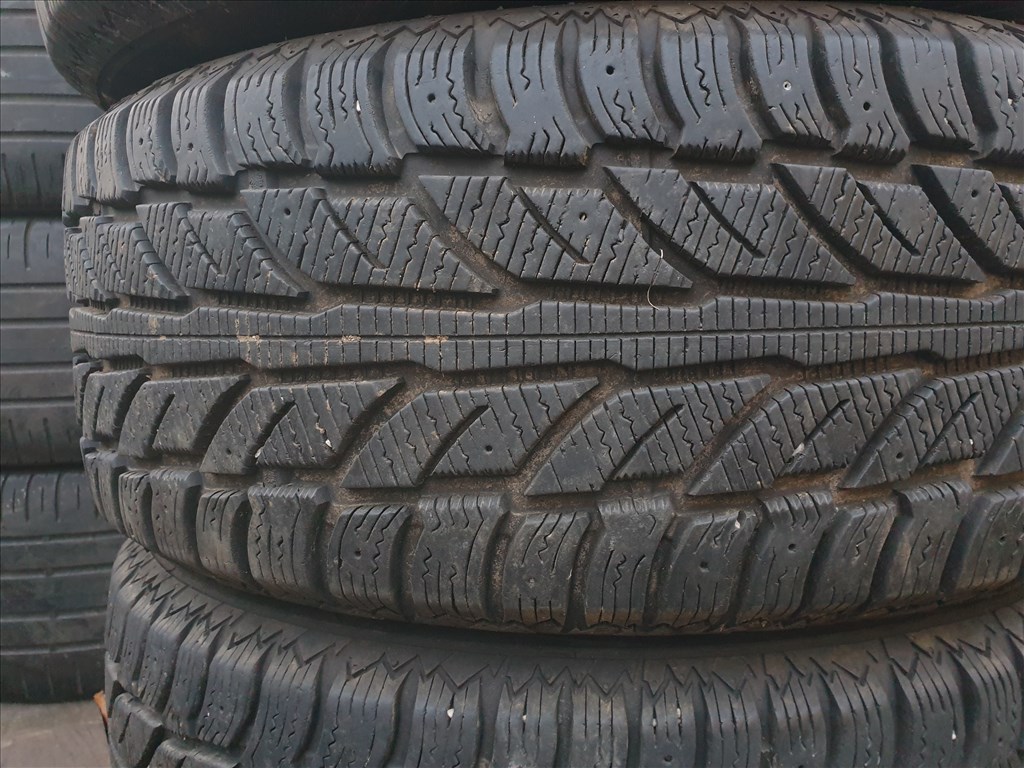  235/55 18 Cooper Weather-Master WSC 4. kép