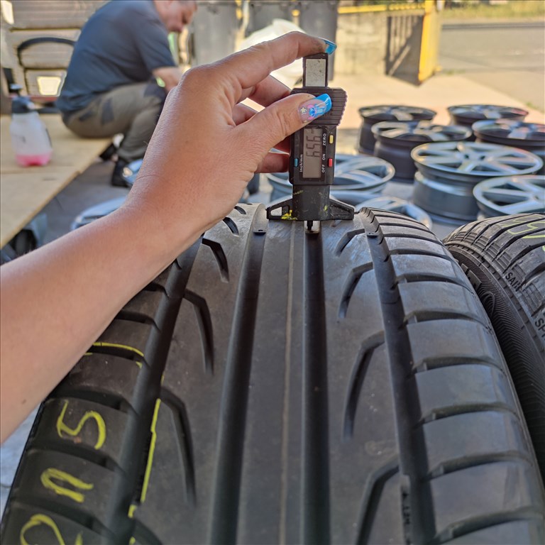 235/55 R18 Semperit nyári gumi 15000ft a 2db/215/ 1. kép